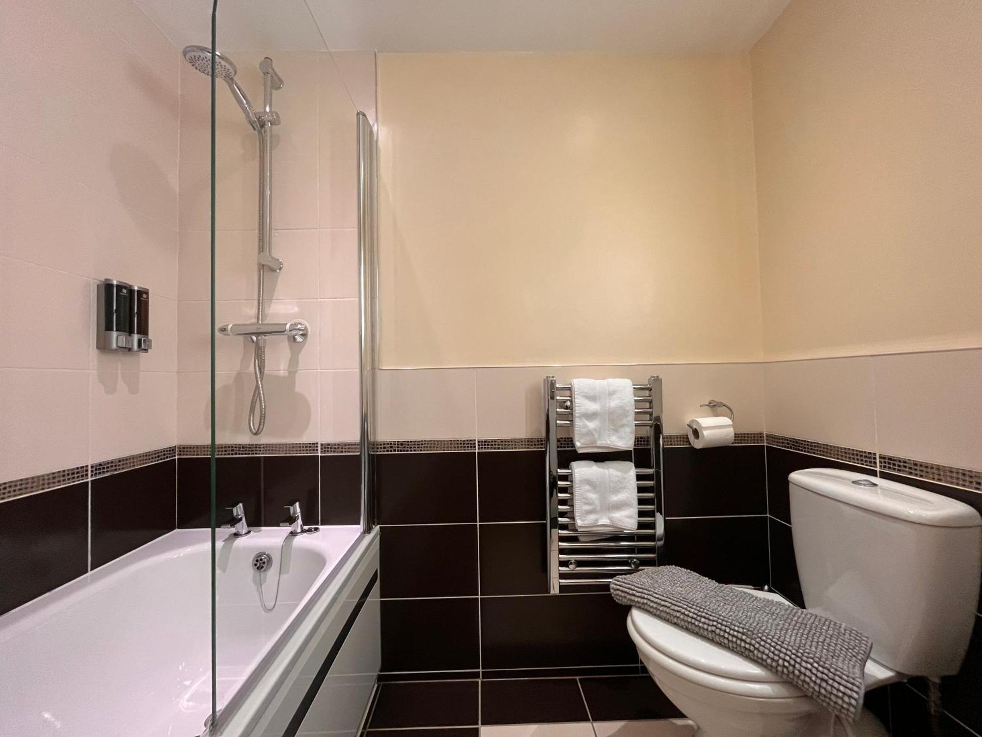 Bowness Bay Suites (Adults Only) Экстерьер фото