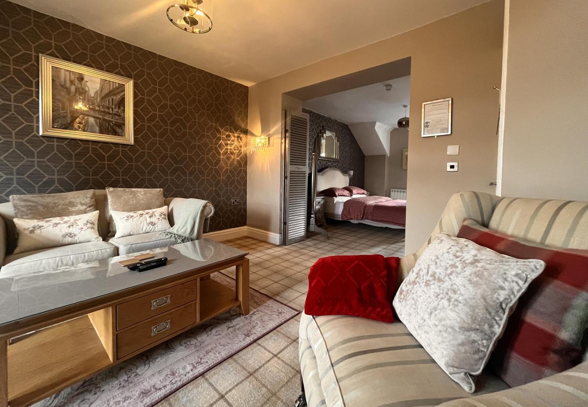 Bowness Bay Suites (Adults Only) Экстерьер фото