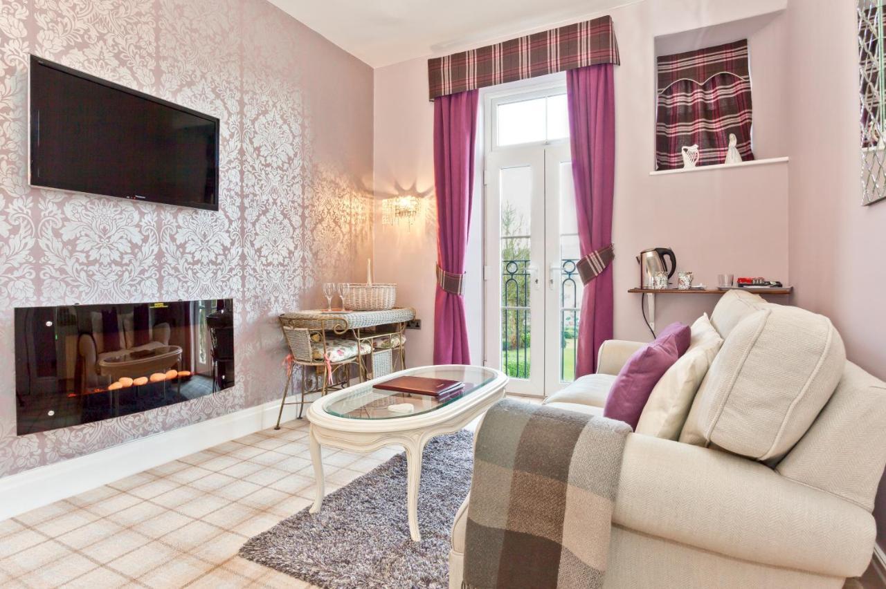 Bowness Bay Suites (Adults Only) Экстерьер фото