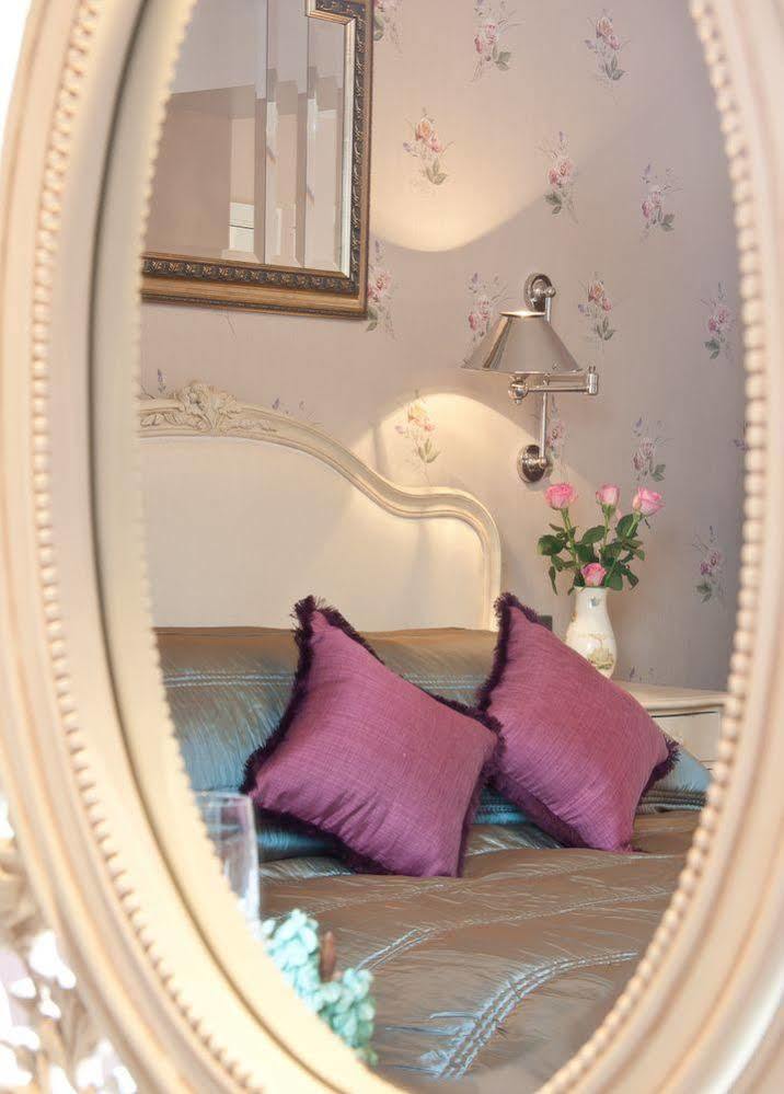 Bowness Bay Suites (Adults Only) Экстерьер фото